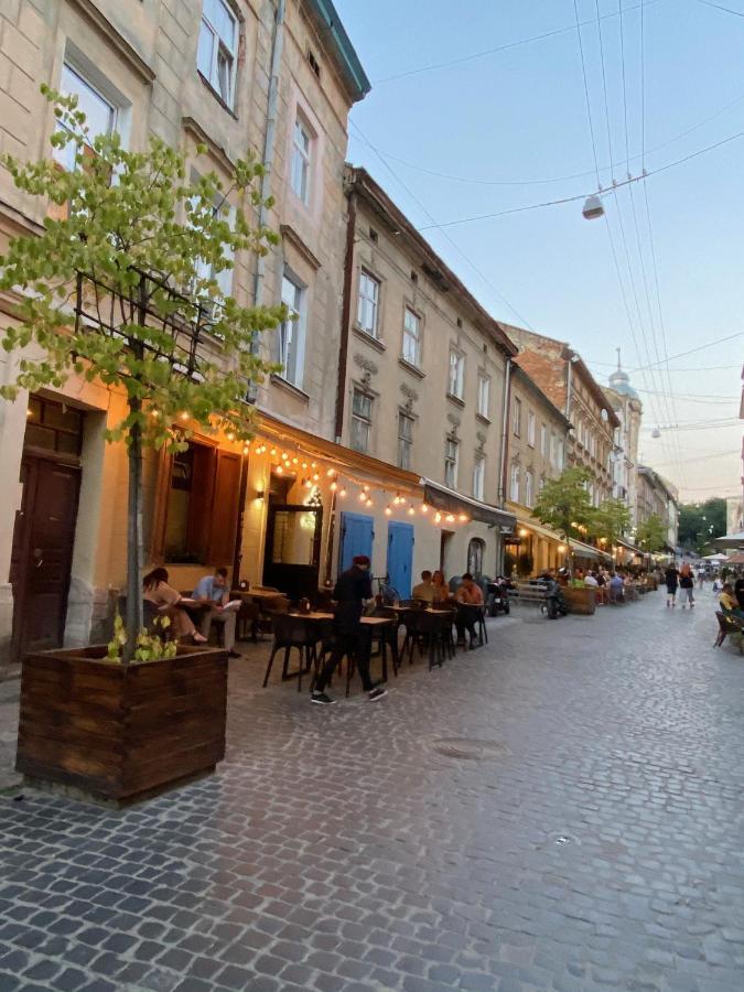 Апартаменти Королівські На Вулиці Лесі Українки 19 Lviv Exterior foto