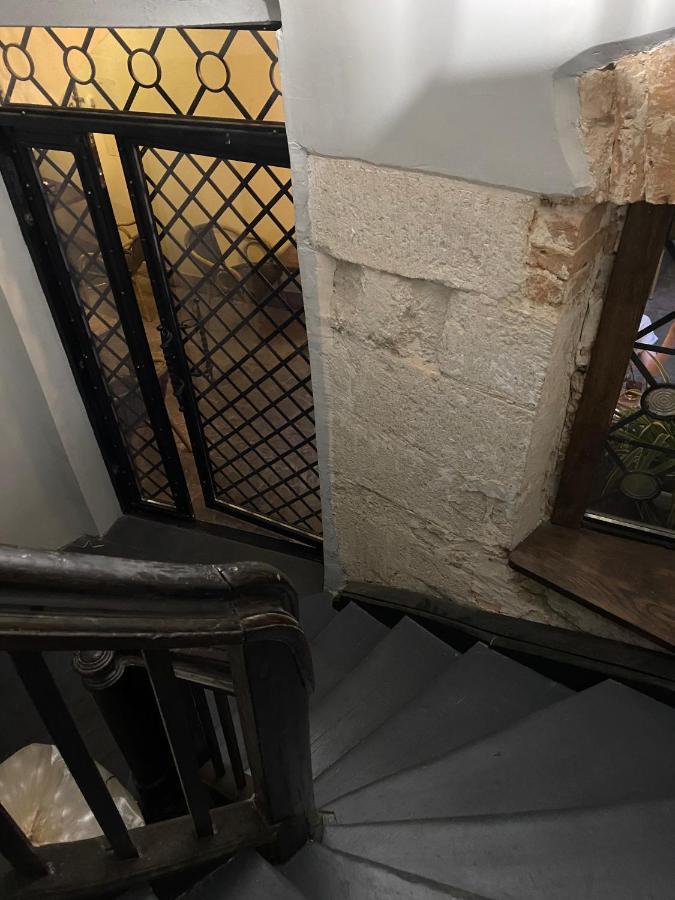 Апартаменти Королівські На Вулиці Лесі Українки 19 Lviv Exterior foto