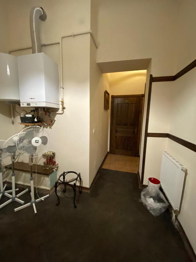 Апартаменти Королівські На Вулиці Лесі Українки 19 Lviv Exterior foto